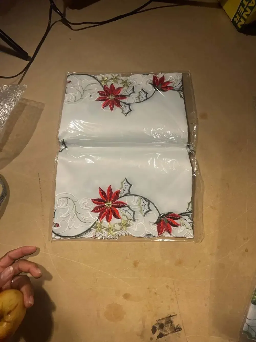 Christmas Poinsettia Embroidery Cutwork Holiday Table Runner